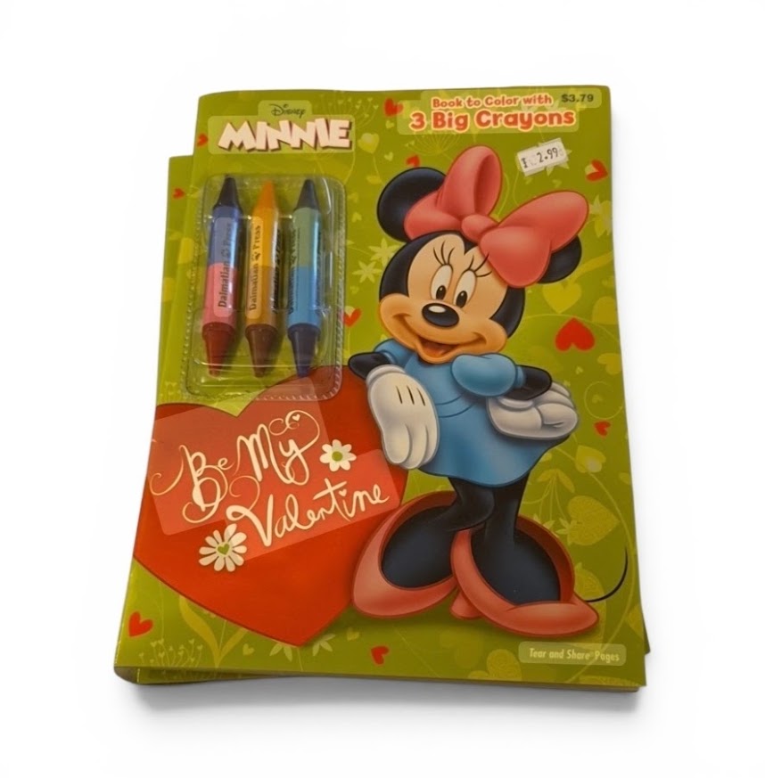 Minnie Mouse Colouring Book & 3 Chunky Crayons