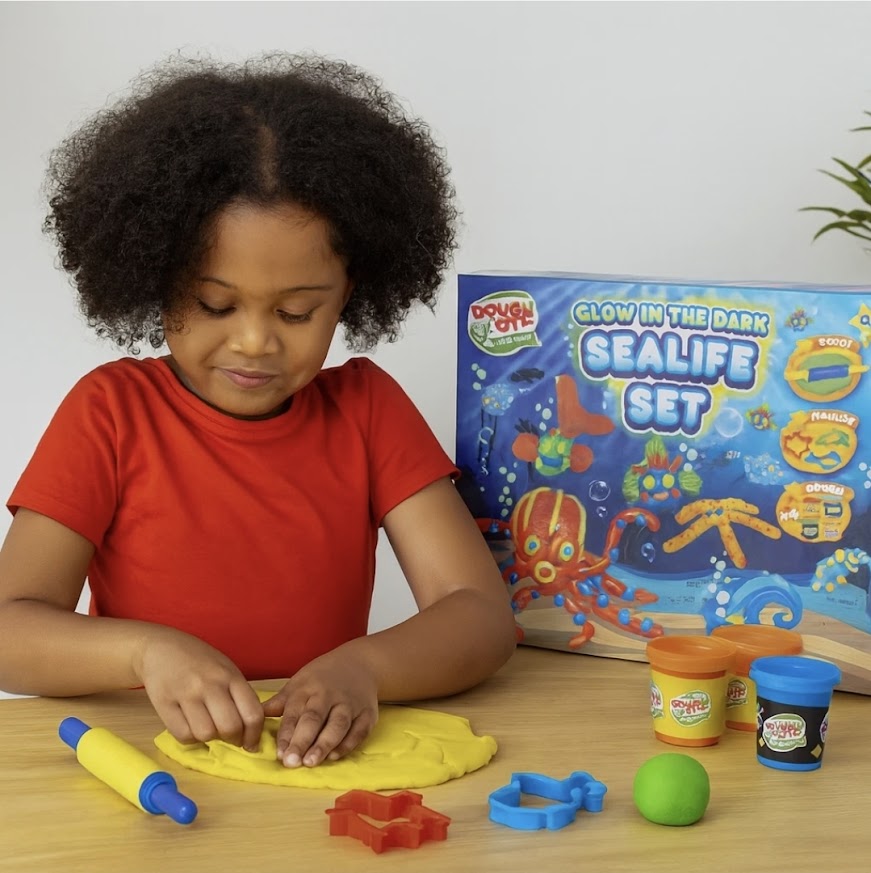 Glow In The Dark Sealife Play Dough Set
